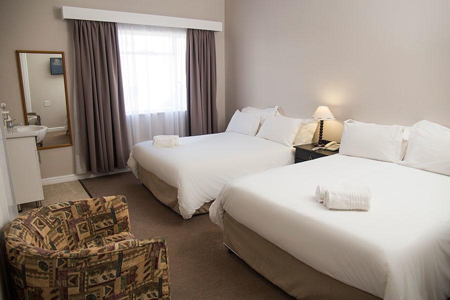 Savoy Hotel Jeffreys Bay Extérieur photo