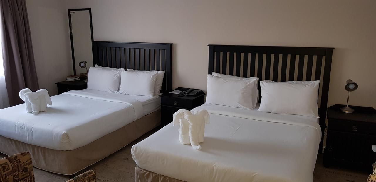 Savoy Hotel Jeffreys Bay Extérieur photo